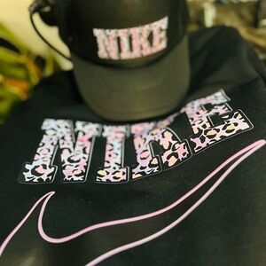 Gildan Black Sweatshirt with Multicolor Graphic